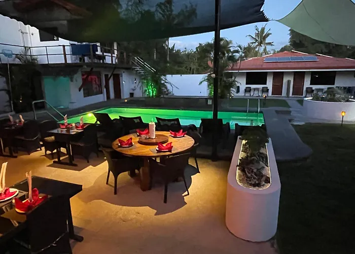 Parrot Resort