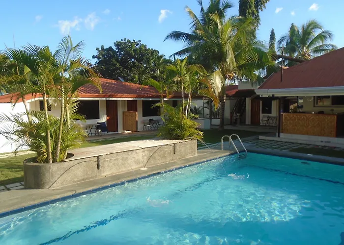 Parrot Resort Moalboal