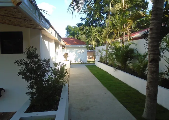 Resort Parrot 4*