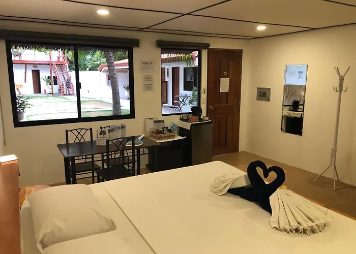 Parrot 4* Moalboal