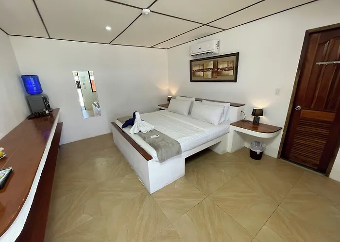 Resort Parrot 4*